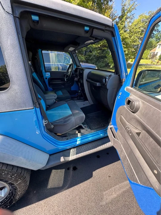 2010 Jeep JK Wrangler - Image 10 of 11
