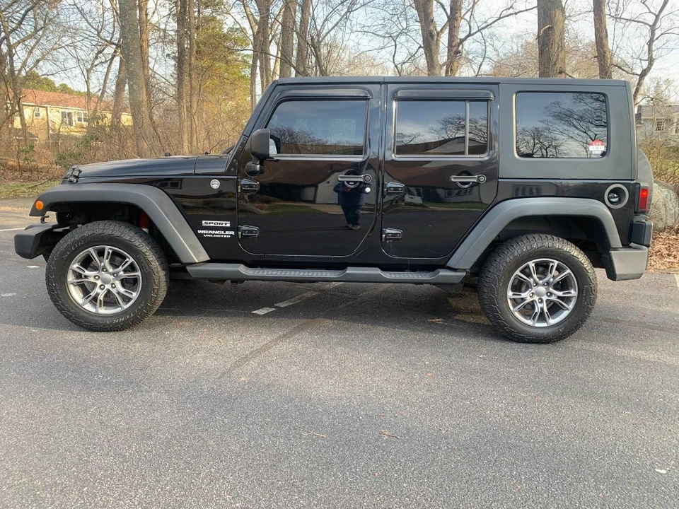 2010 Jeep JK Wrangler - Image 2 of 10