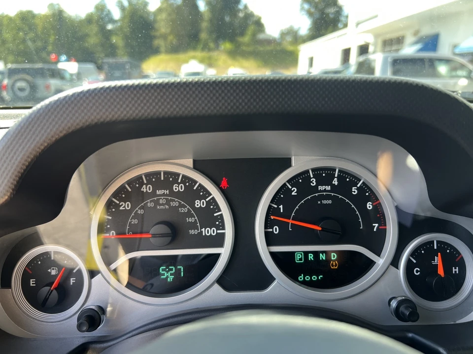 2010 Jeep JK Wrangler - Image 18 of 25