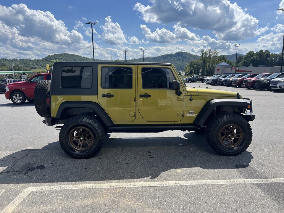 2010 Jeep JK Wrangler - Image 4 of 25