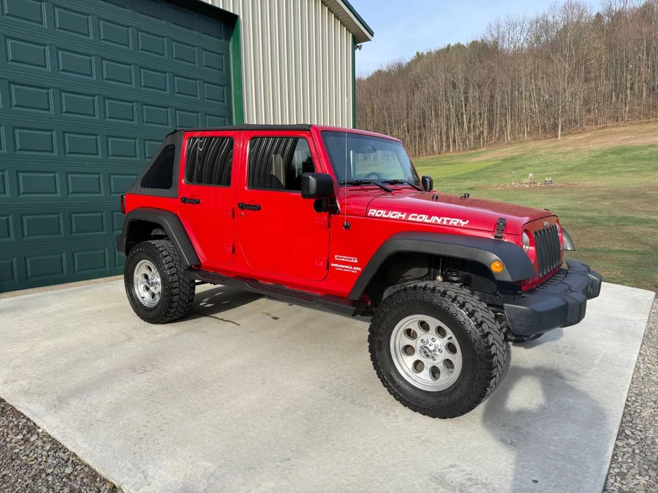 2010 Jeep JK Wrangler - Image 4 of 5