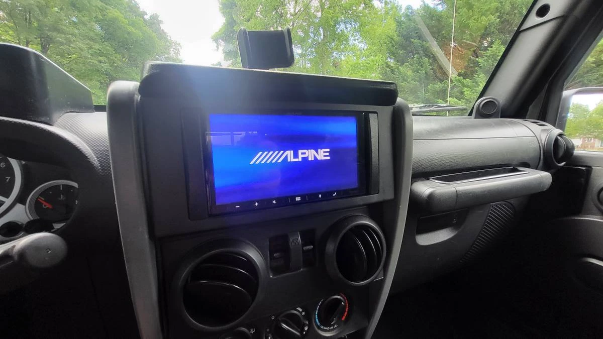 2010 Jeep Wrangler - Image 6 of 9