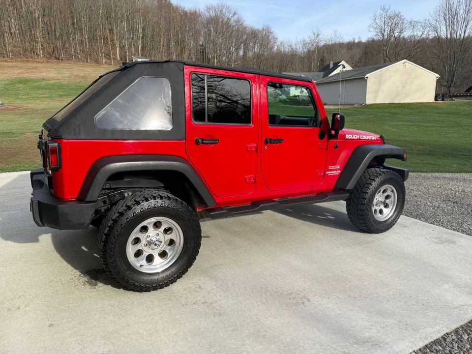 2010 Jeep JK Wrangler - Image 3 of 5