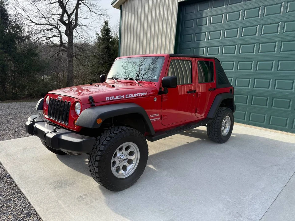 2010 Jeep JK Wrangler - Image 5 of 5