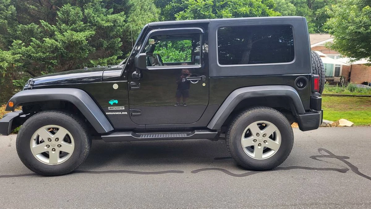 2010 Jeep Wrangler - Image 2 of 9