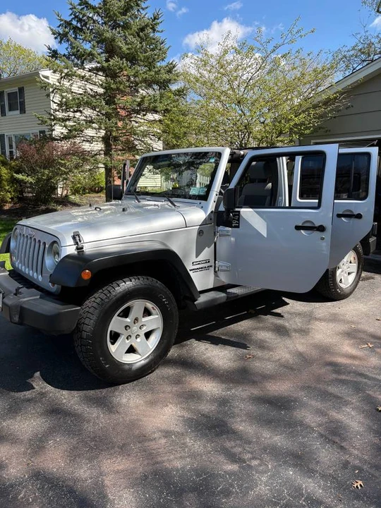 2010 Jeep JK Wrangler - Image 2 of 9