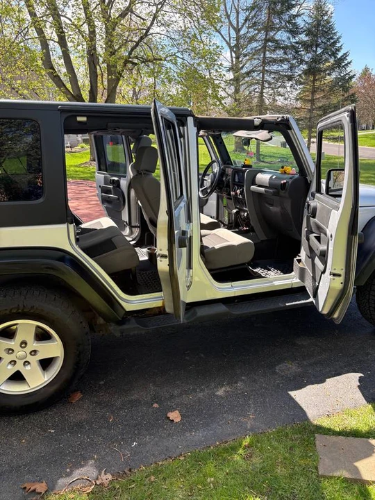2010 Jeep JK Wrangler - Image 4 of 9