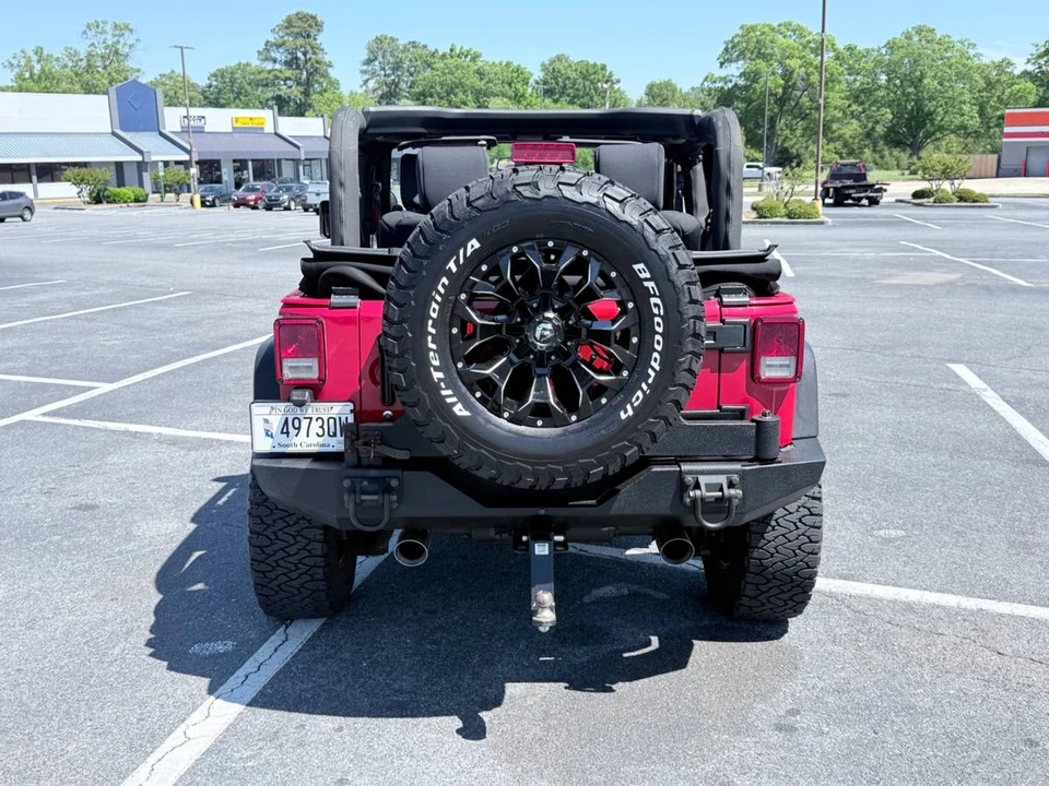 2010 Jeep JK Wrangler - Image 2 of 9