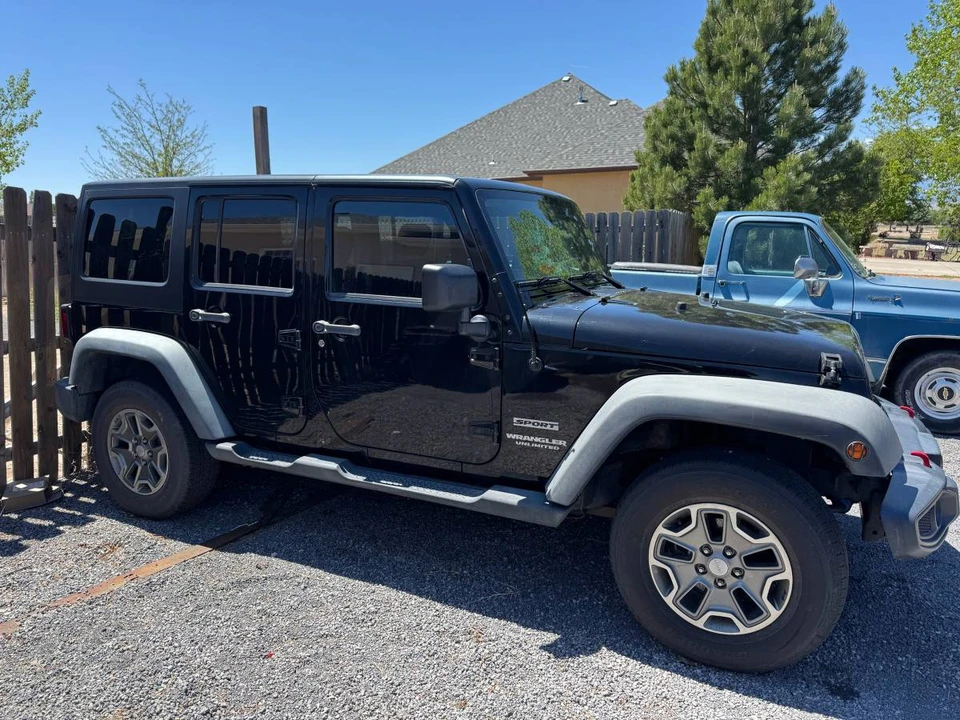 2010 Jeep JK Wrangler - Image 2 of 8