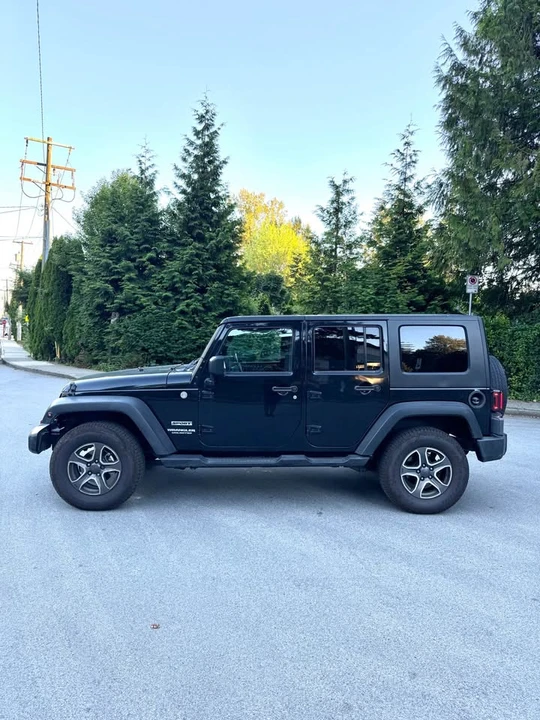 2010 Jeep JK Wrangler - Image 2 of 10