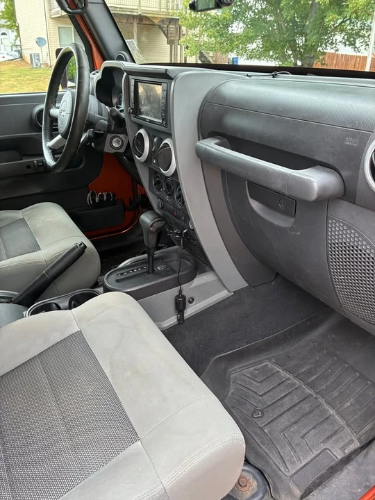 2010 Jeep JK Wrangler - Image 6 of 8