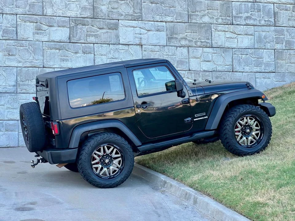2010 Jeep JK Wrangler - Image 10 of 11