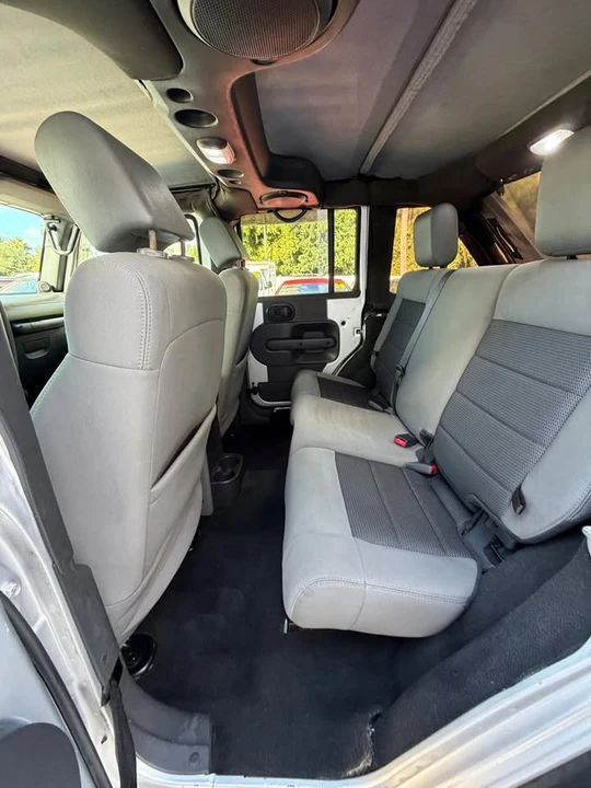 2010 Jeep JK Wrangler - Image 11 of 20