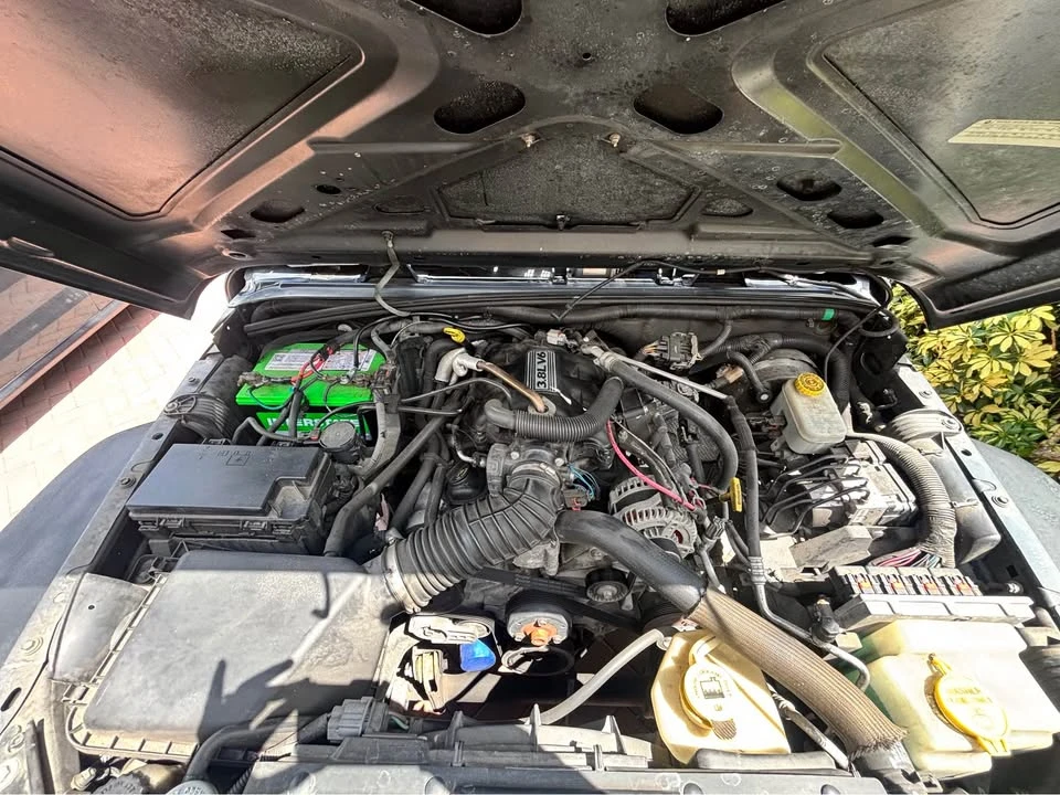 2010 Jeep JK Wrangler - Image 15 of 16