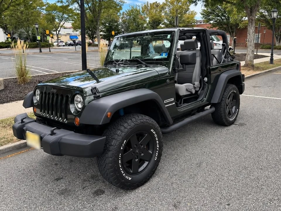 2010 Jeep JK Wrangler - Image 2 of 3