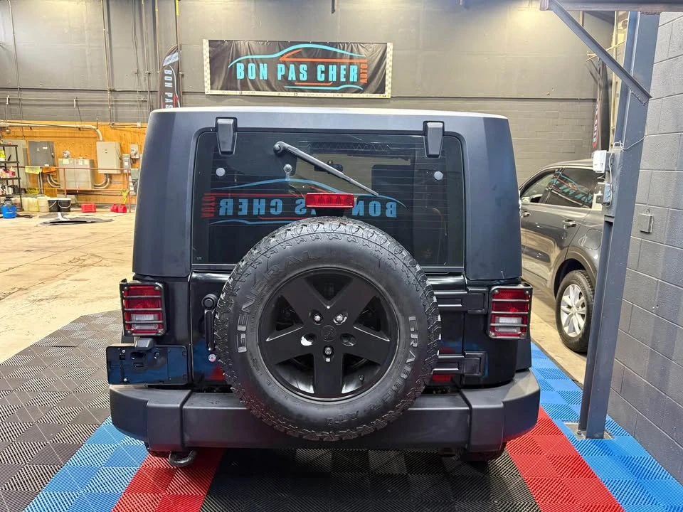 2010 Jeep JK Wrangler - Image 19 of 20