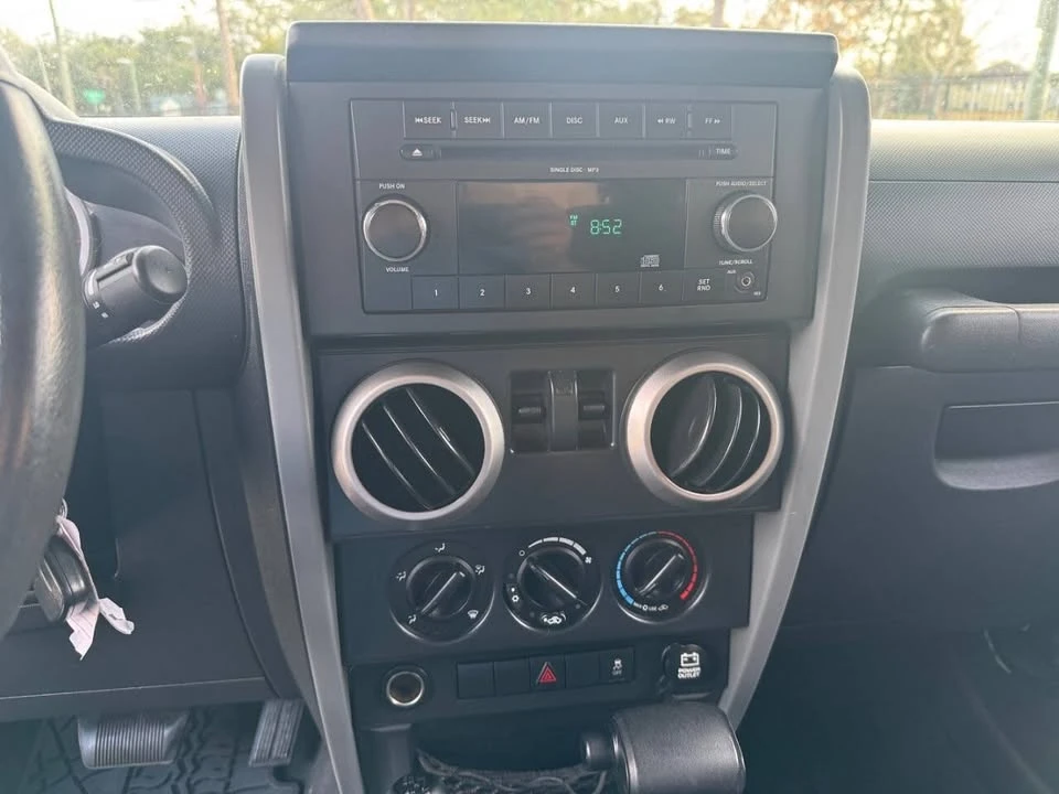 2010 Jeep JK Wrangler - Image 15 of 20