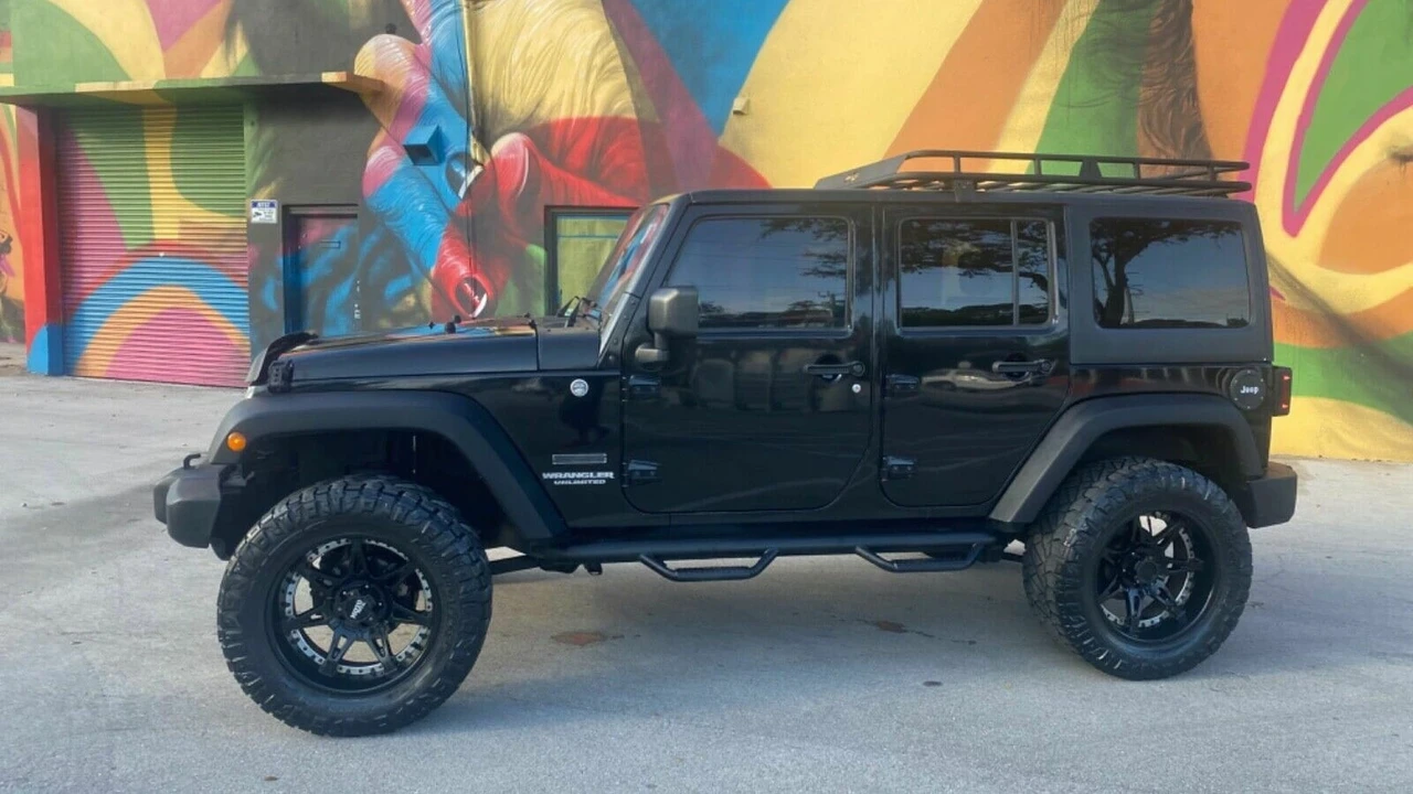 2010 Jeep JK Wrangler - Image 2 of 12