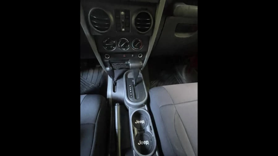 2010 Jeep JK Wrangler - Image 5 of 18