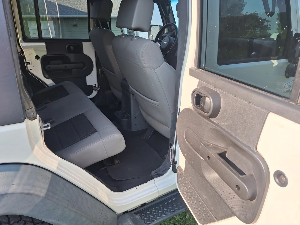 2010 Jeep JK Wrangler - Image 10 of 24
