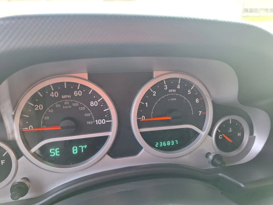 2010 Jeep JK Wrangler - Image 5 of 24