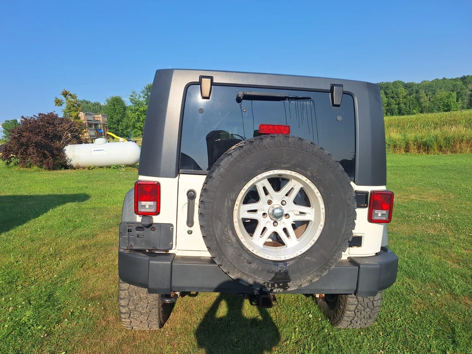 2010 Jeep JK Wrangler - Image 7 of 24