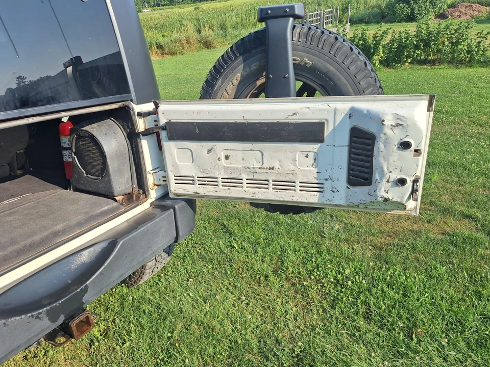 2010 Jeep JK Wrangler - Image 12 of 24