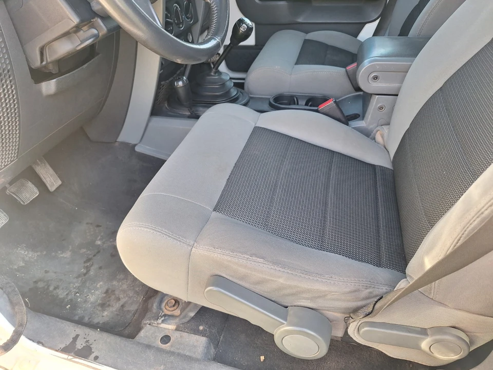 2010 Jeep JK Wrangler - Image 17 of 24