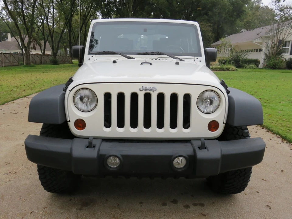 2010 Jeep JK Wrangler - Image 10 of 12