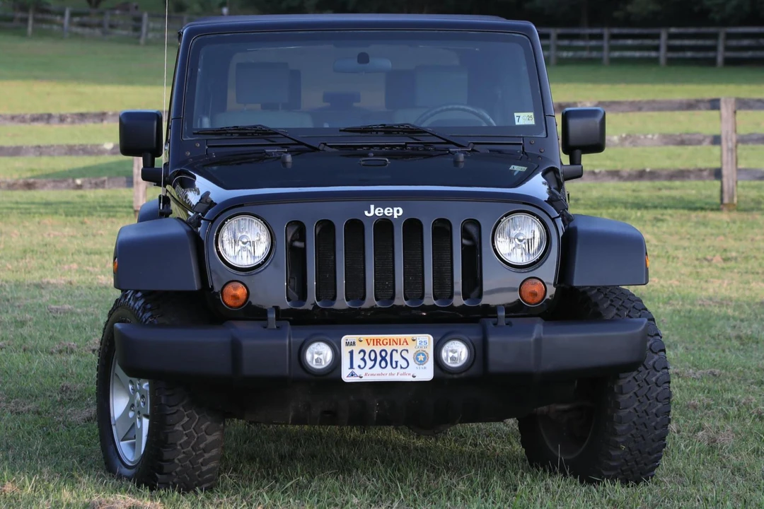 2010 Jeep JK Wrangler - Image 2 of 31