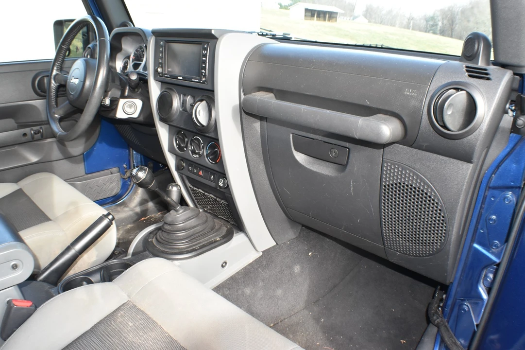 2010 Jeep JK Wrangler - Image 27 of 31