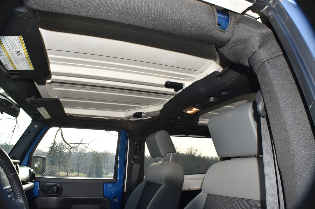 2010 Jeep JK Wrangler - Image 26 of 31