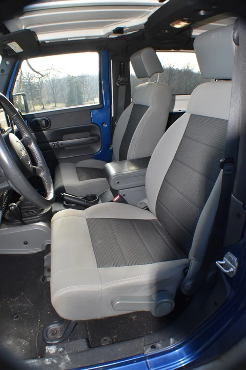 2010 Jeep JK Wrangler - Image 25 of 31