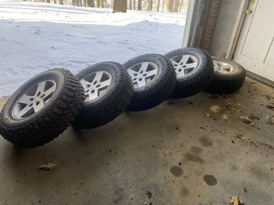 2010 Jeep JK Wrangler - Image 19 of 21