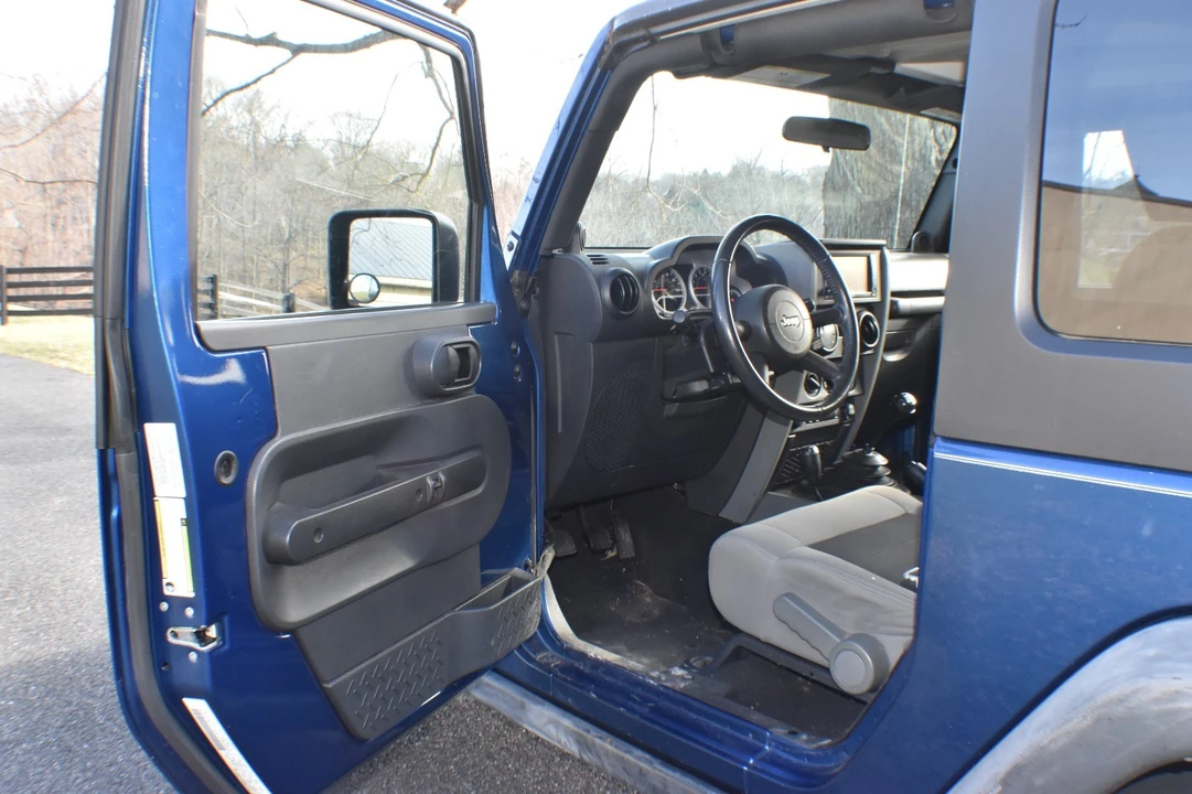 2010 Jeep JK Wrangler - Image 21 of 31