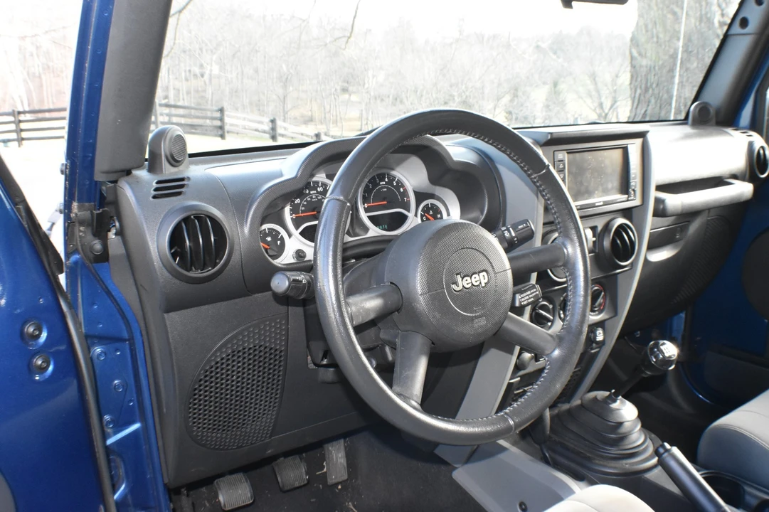 2010 Jeep JK Wrangler - Image 22 of 31