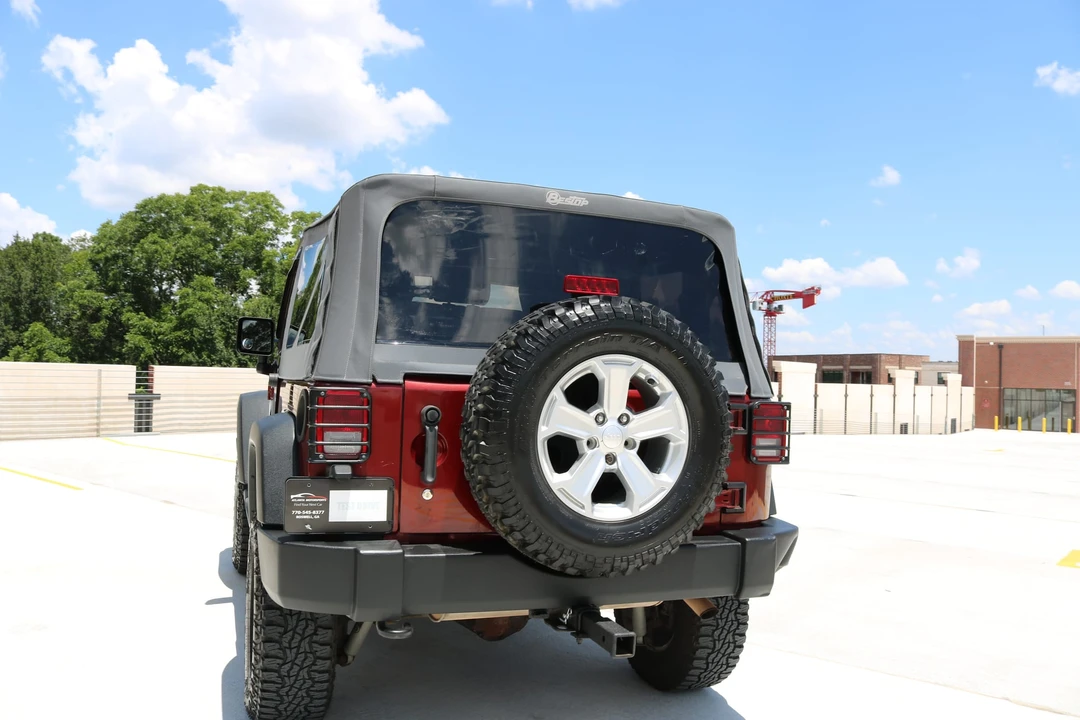 2010 Jeep JK Wrangler - Image 19 of 31