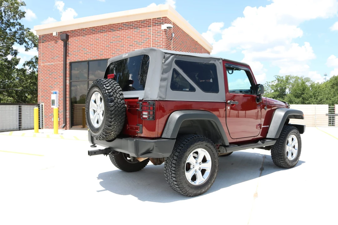 2010 Jeep JK Wrangler - Image 23 of 31