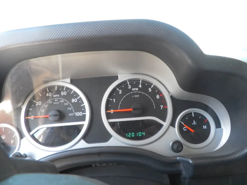 2010 Jeep JK Wrangler - Image 3 of 13