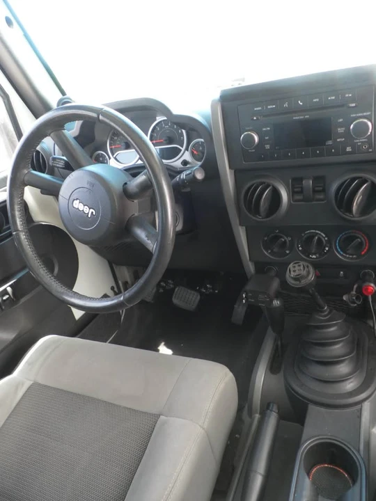 2010 Jeep JK Wrangler - Image 10 of 13