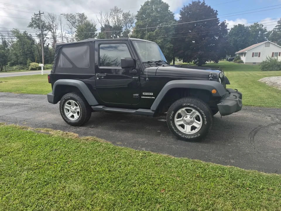 2010 Jeep JK Wrangler - Image 3 of 10
