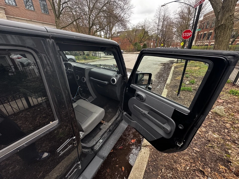 2010 Jeep JK Wrangler - Image 13 of 19