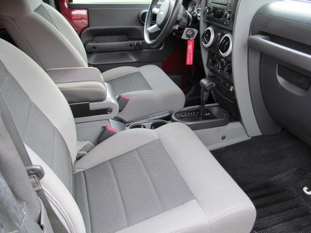 2010 Jeep JK Wrangler - Image 15 of 19
