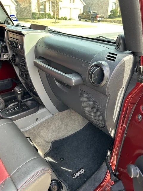 2010 Jeep JK Wrangler - Image 8 of 21