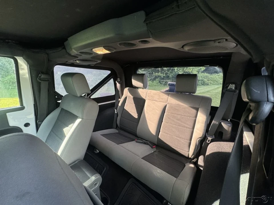 2010 Jeep JK Wrangler - Image 17 of 21