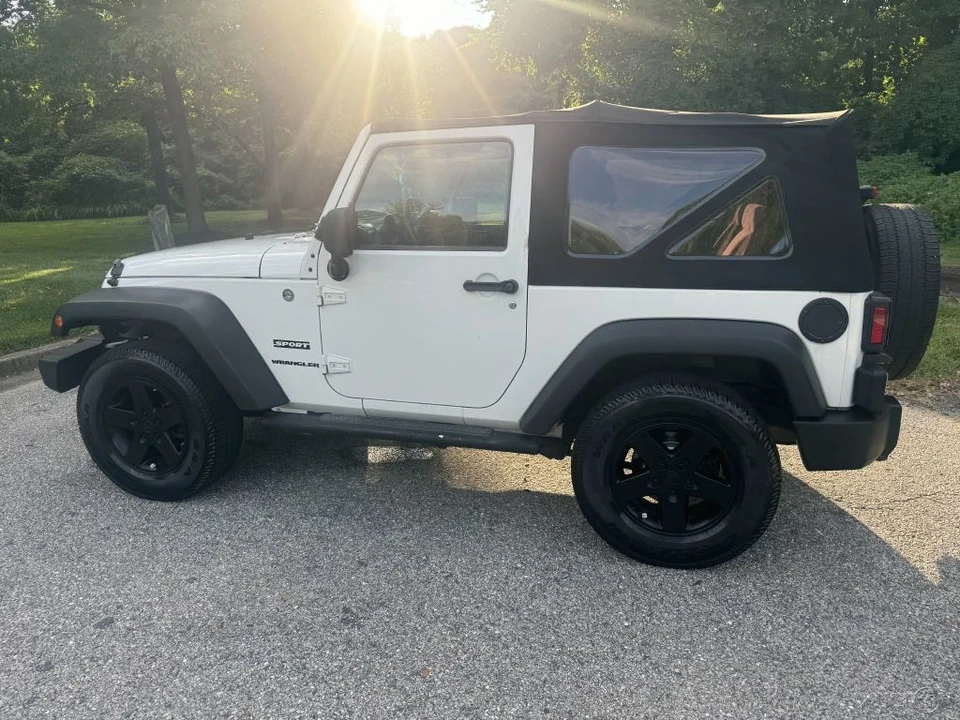 2010 Jeep JK Wrangler - Image 5 of 21