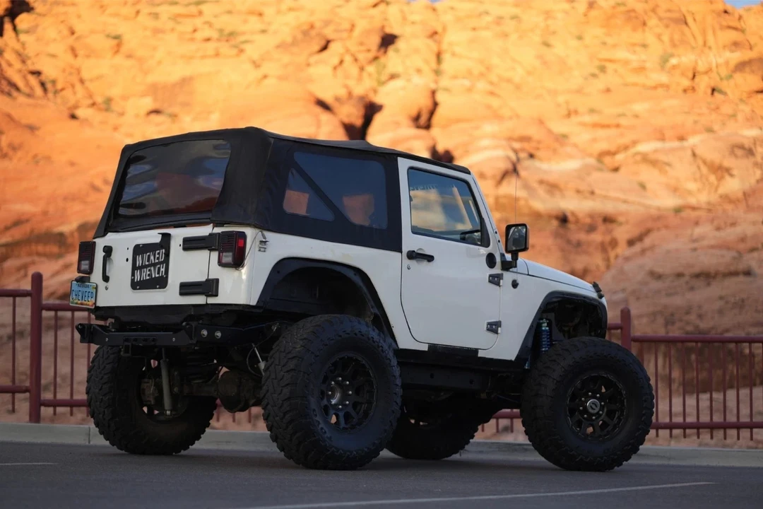 2010 Jeep JK Wrangler - Image 23 of 30