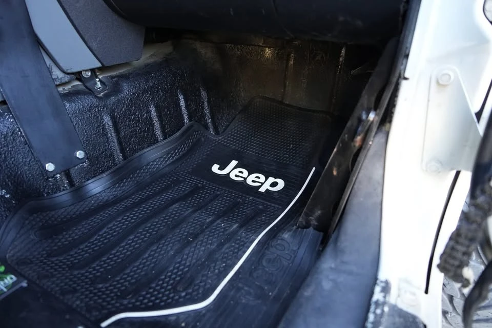 2010 Jeep JK Wrangler - Image 11 of 30