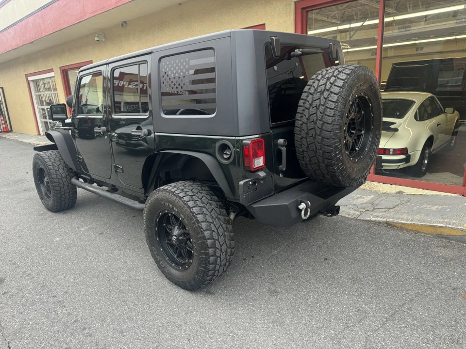 2010 Jeep JK Wrangler - Image 17 of 24