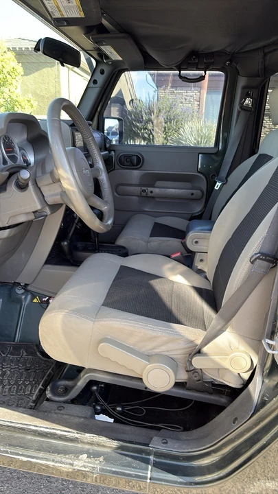 2010 Jeep JK Wrangler - Image 4 of 8
